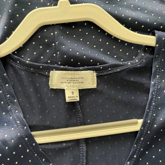 Shannon Ford NY Top - Navy with Silver Embossed Dots - Size Small - EUC - Picture 6 of 8